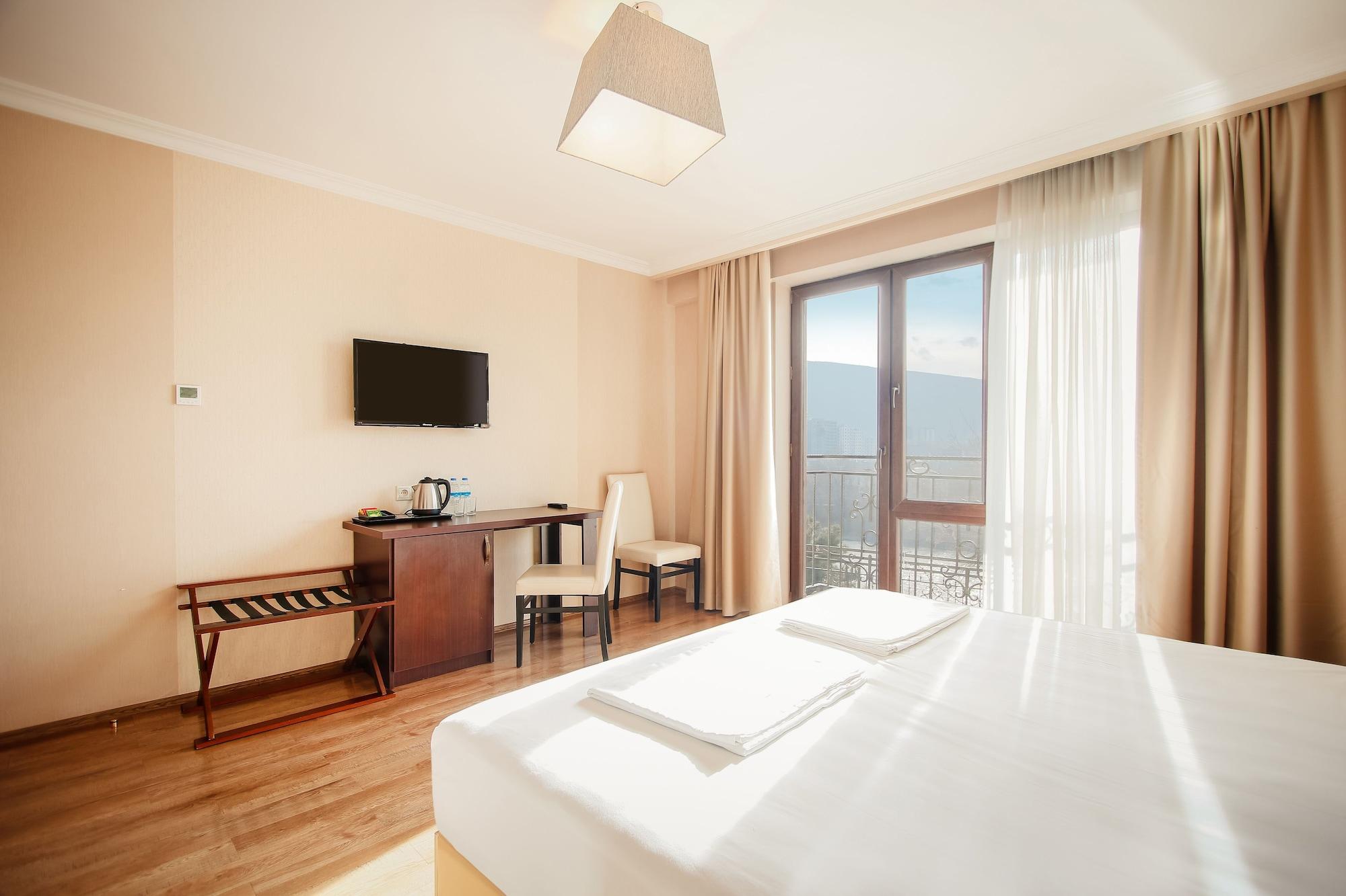 Gtm Plaza Hotel Tbilisi Eksteriør billede