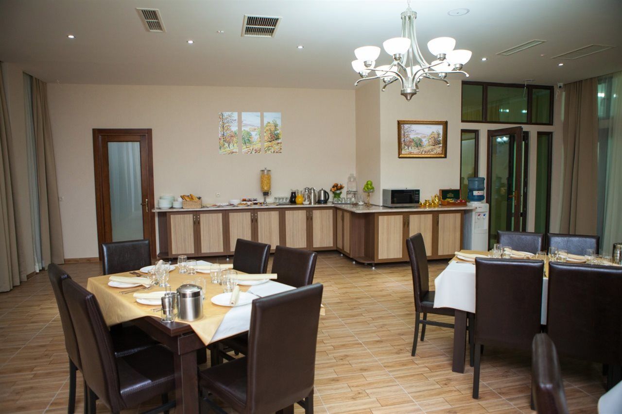 Gtm Plaza Hotel Tbilisi Eksteriør billede